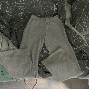 American Eagle Flared Sweatpant